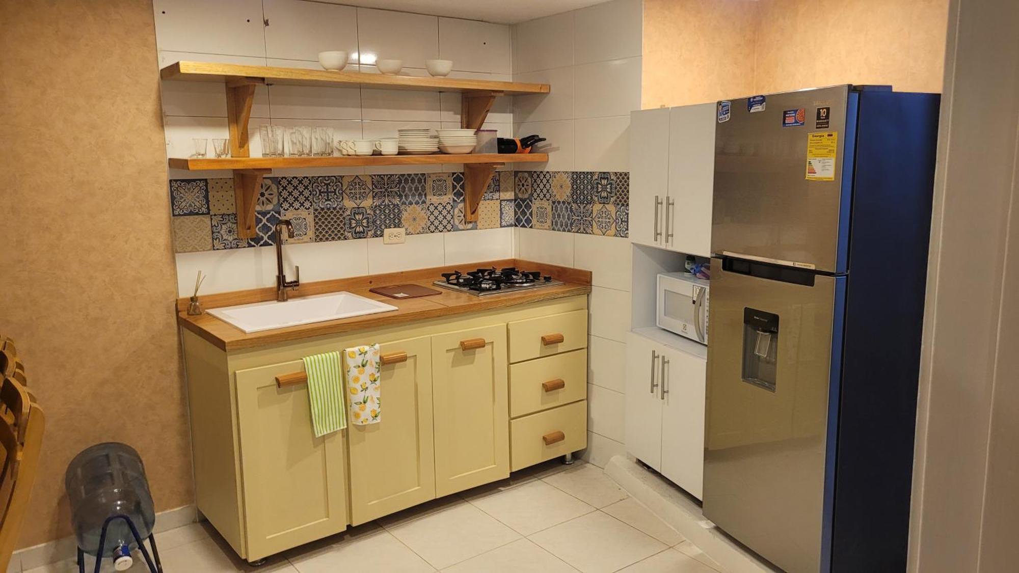 Apartamento En El Laguito, Cartagena Luaran gambar